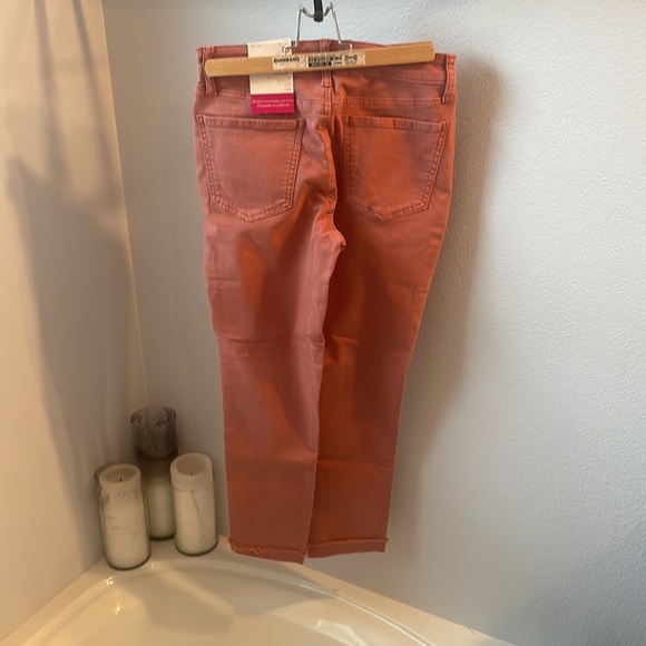 So High Rose CROP - Picture 2 of 5